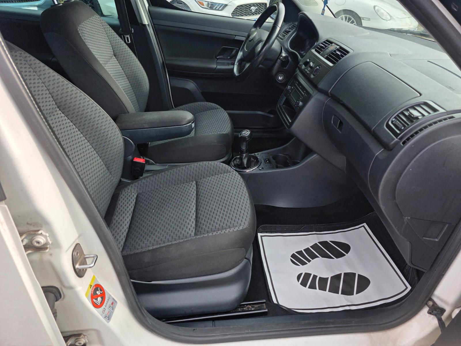 Skoda Roomster 2013 — photo 13