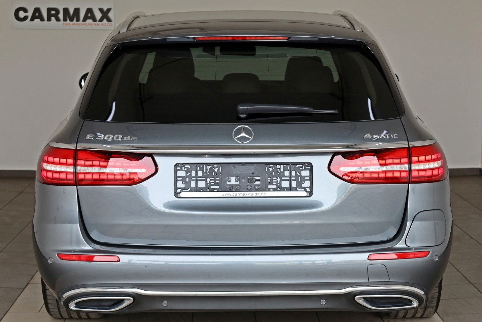 Fahrzeugabbildung Mercedes-Benz E 300de 4M T Avantgarde Leder,Navi,LED,PanoDach