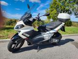 Aprilia SR-MAX 300 i.e. Maxi-Scooter, HU neu in 09/2025 - APRILIA SR MAX 300
