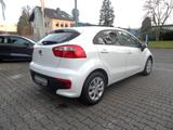 Kia Rio 1.2 Sensation! Klim/Bluetooth/2Hd - weiße Kia Rio