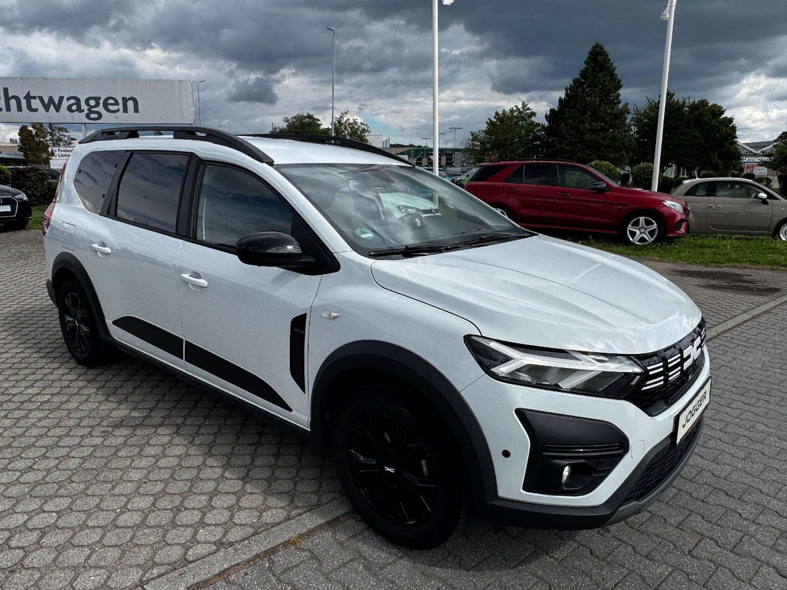 Dacia Jogger Extreme Full-Hybrid 140  7-Sitzer   Sitzh imagem 2