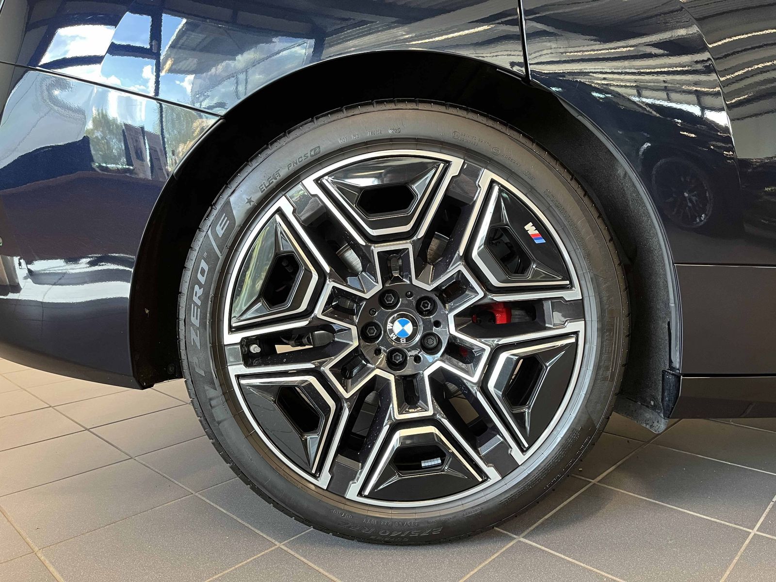 BMW iX - Bild 23