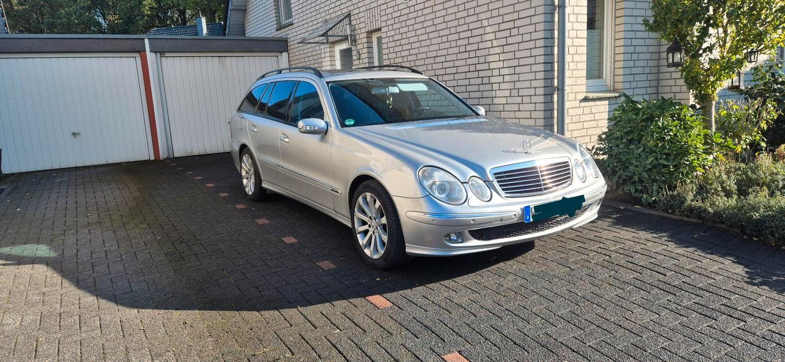 Mercedes-Benz E320, 2004