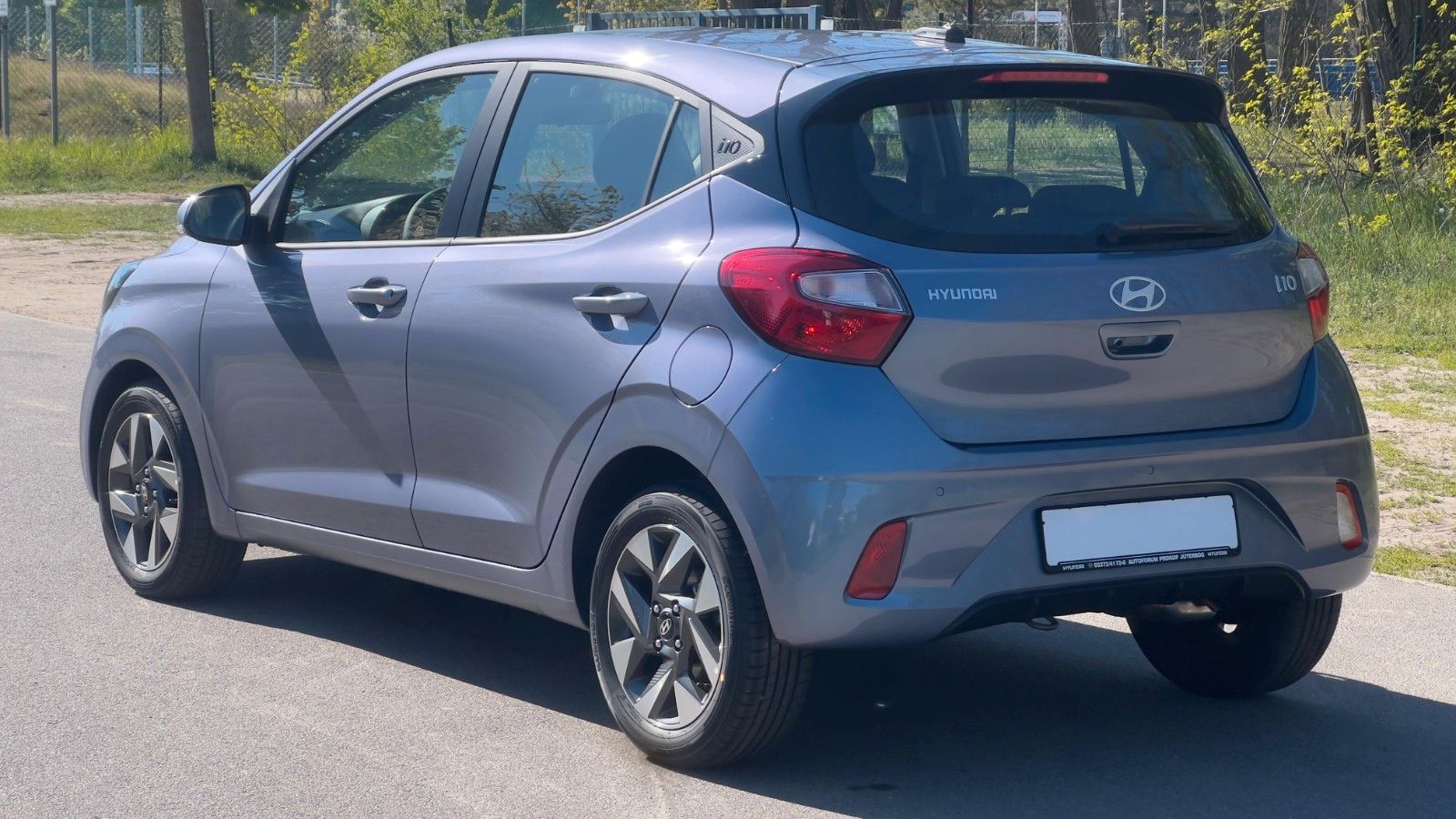 Fahrzeugabbildung Hyundai i10 1.0 Trend *Klima*Navi*CarPlay*PDC*RFKamera*