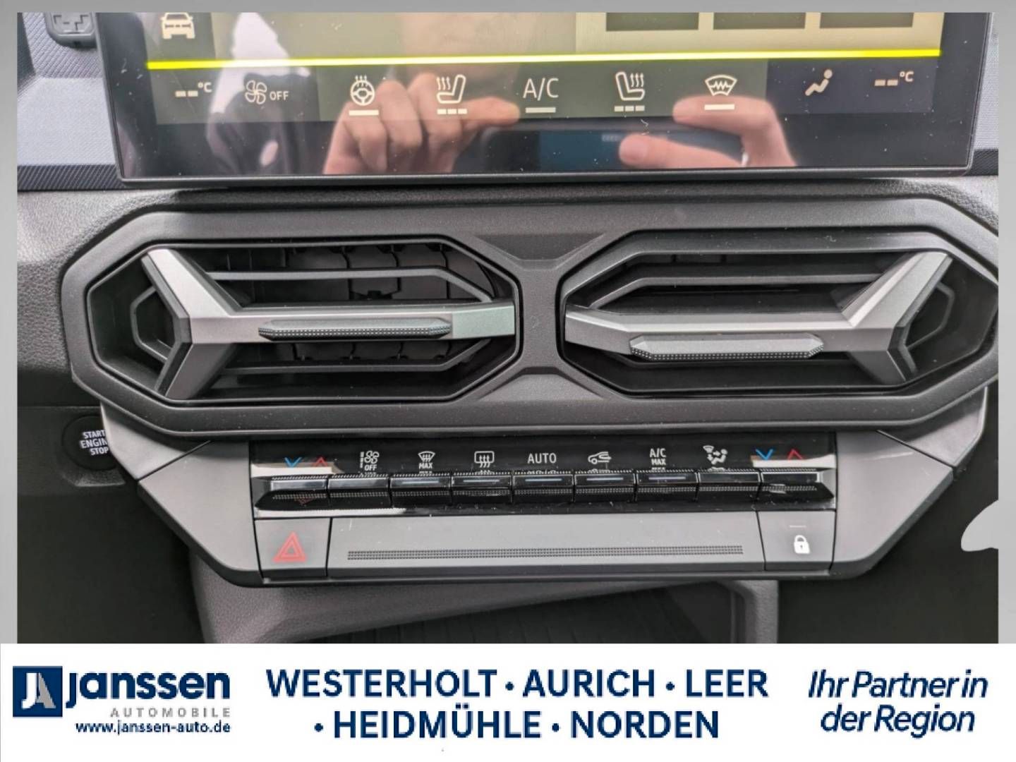 Fahrzeugabbildung Dacia Bigster Expression TCe 140