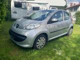 Peugeot 107 Urban Move TÜV & Service neu KLIMA 4/5-Türer - Peugeot 107: 1.4