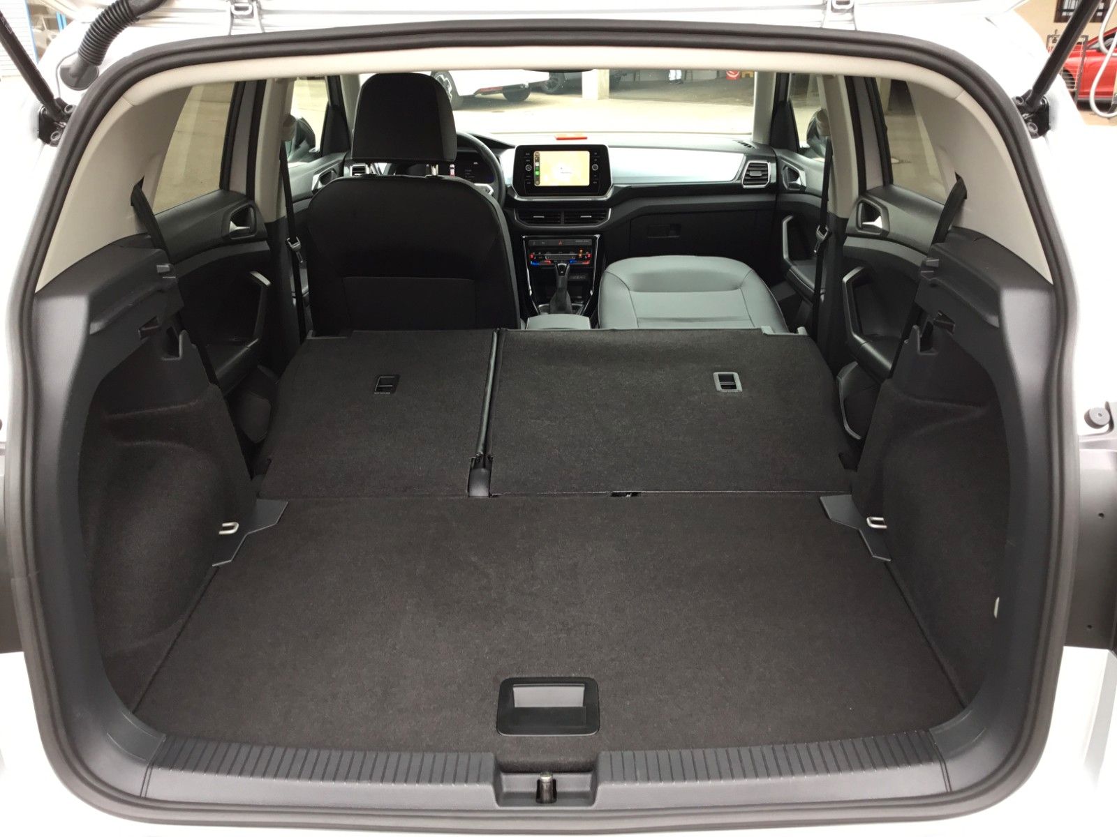 Fahrzeugabbildung Volkswagen T-Cross 1.0 TSI DSG GOAL+AHK+ACC+AppConnect+LED