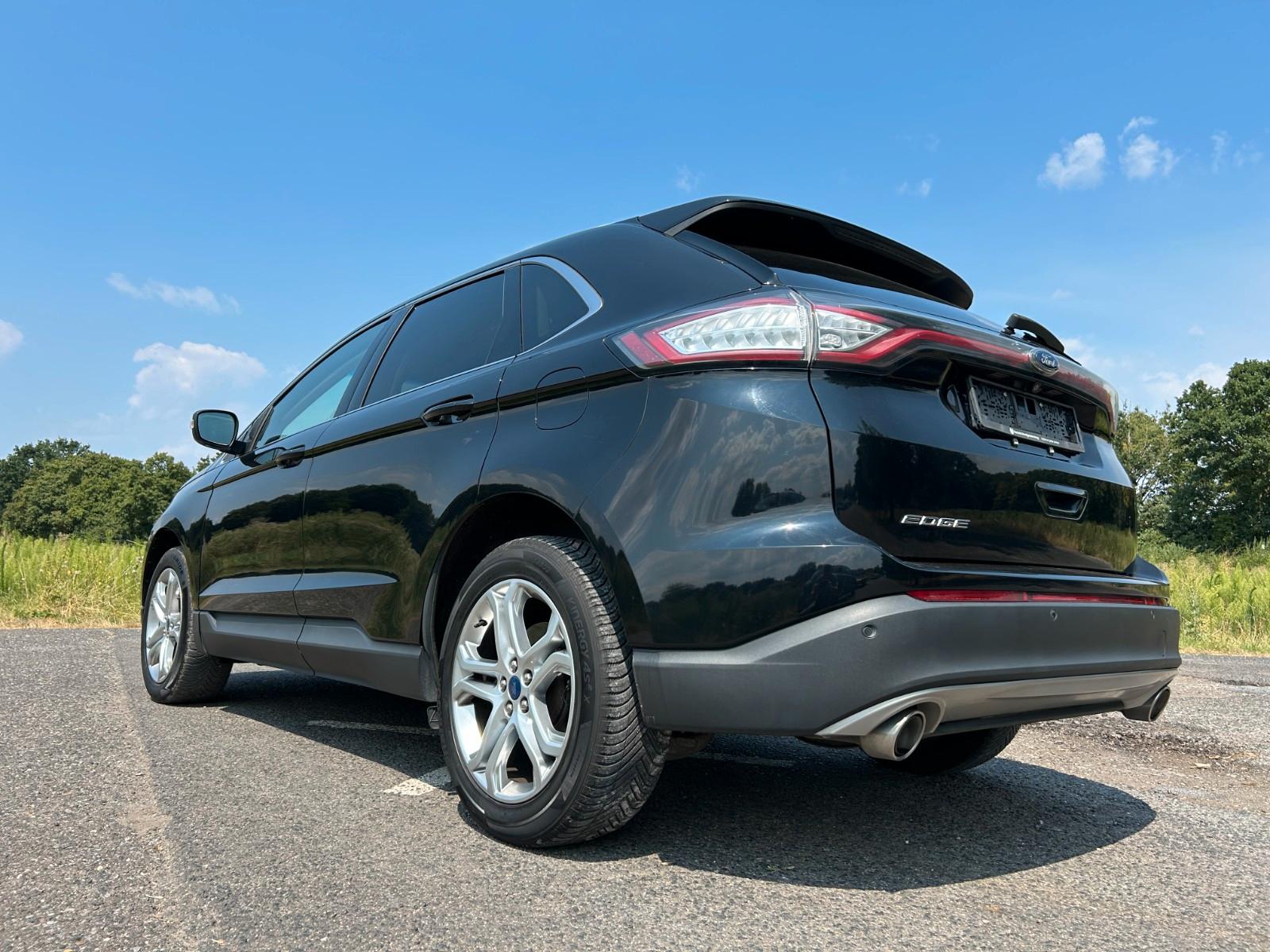 Ford Edge Titanium 2.0 TDCi 4x4 Navi Klimaauto. Leder