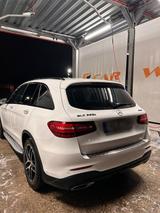 Mercedes-Benz Mercedes GLC 220d 4matic AMG Paket - Mercedes-Benz GLC 220 in Hannover