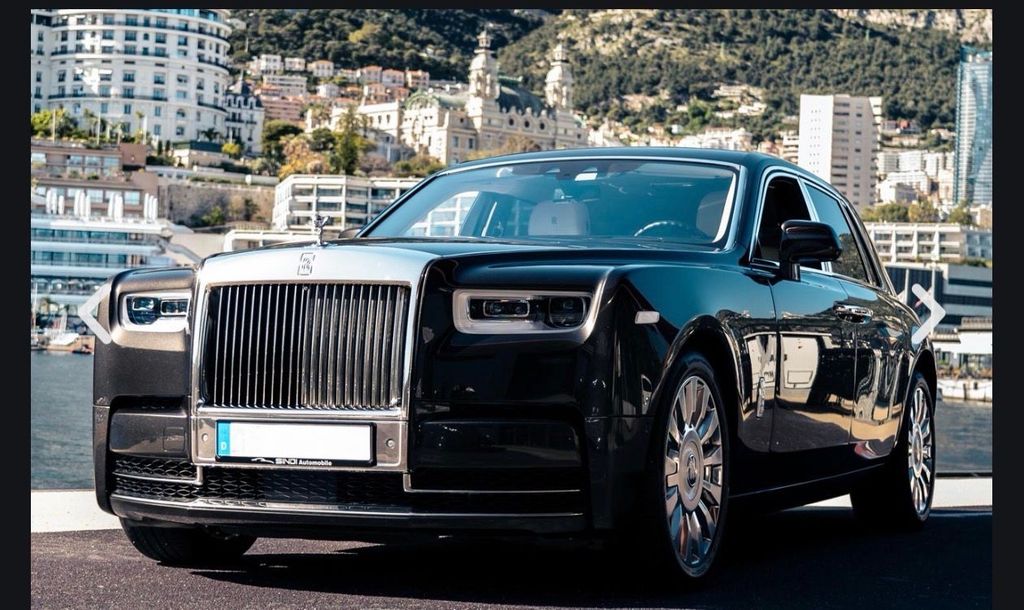 Image of Rolls-Royce Phantom