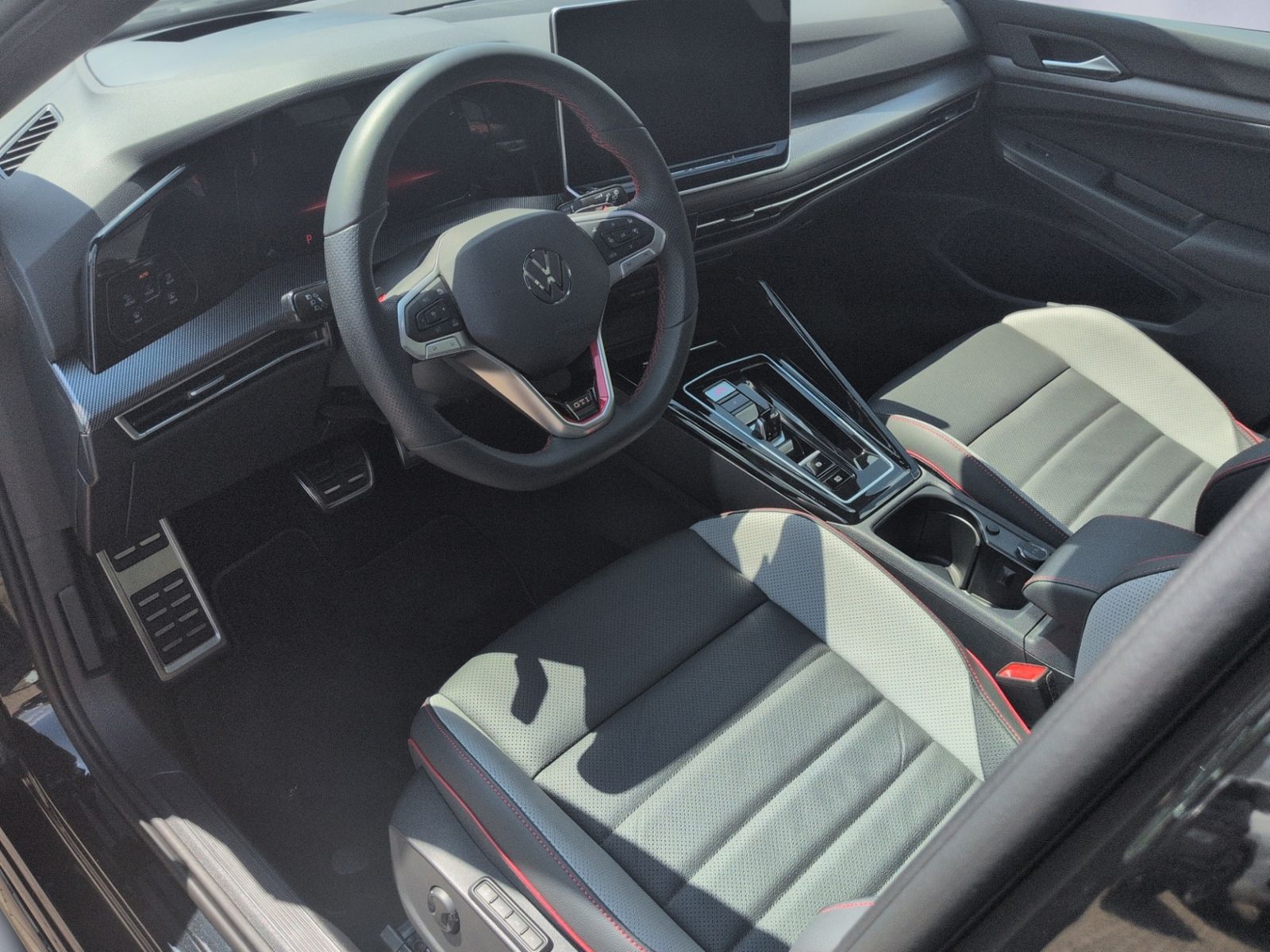 Golf VIII GTI Clubsport PANO+AKRA+HEAD-UP+KAMERA