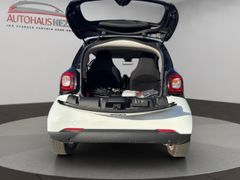 SMART fortwo coupe electric drive EQ Klimaautom DAB SH SMART fortwo coupe electric drive EQ Klimaautom DAB SH
