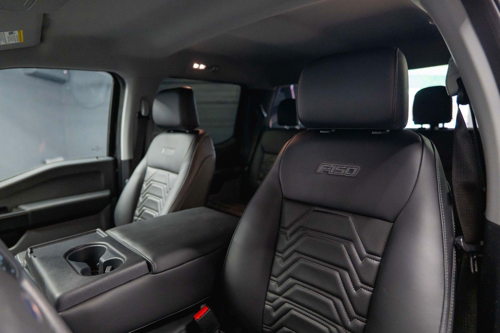 Fahrzeugabbildung Ford F150 5.0L V8 4x4 Offroad SuperCrew RAPTOR 19%
