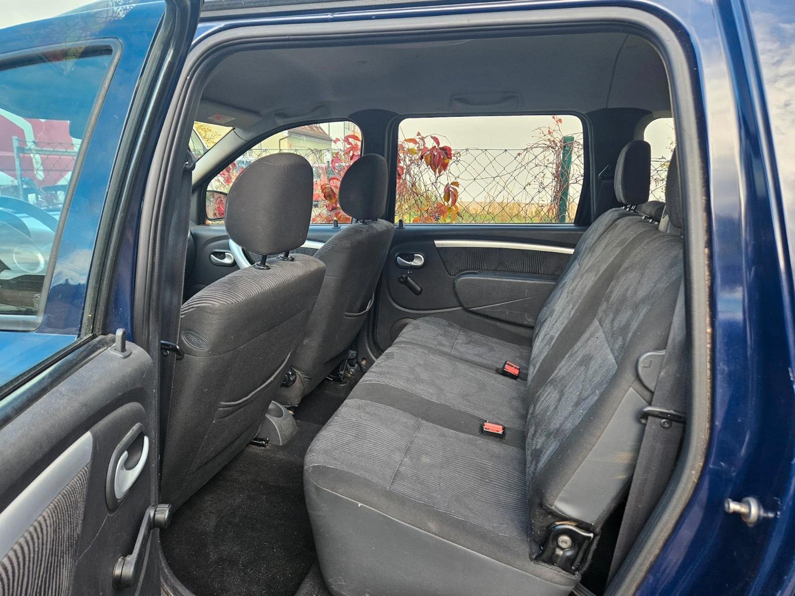 Dacia Logan 2011 — photo 9