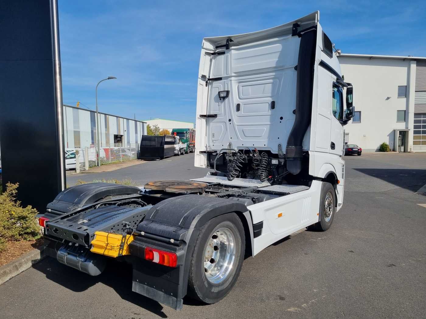 Fahrzeugabbildung Mercedes-Benz Actros 1851 LS Retarder Standklima BigSpace PPC