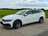 Volkswagen Passat 1.5eHybrid mit E Kennzeichen und Garantie - mit Hybrid-Antrieb: Kombi, Garantie