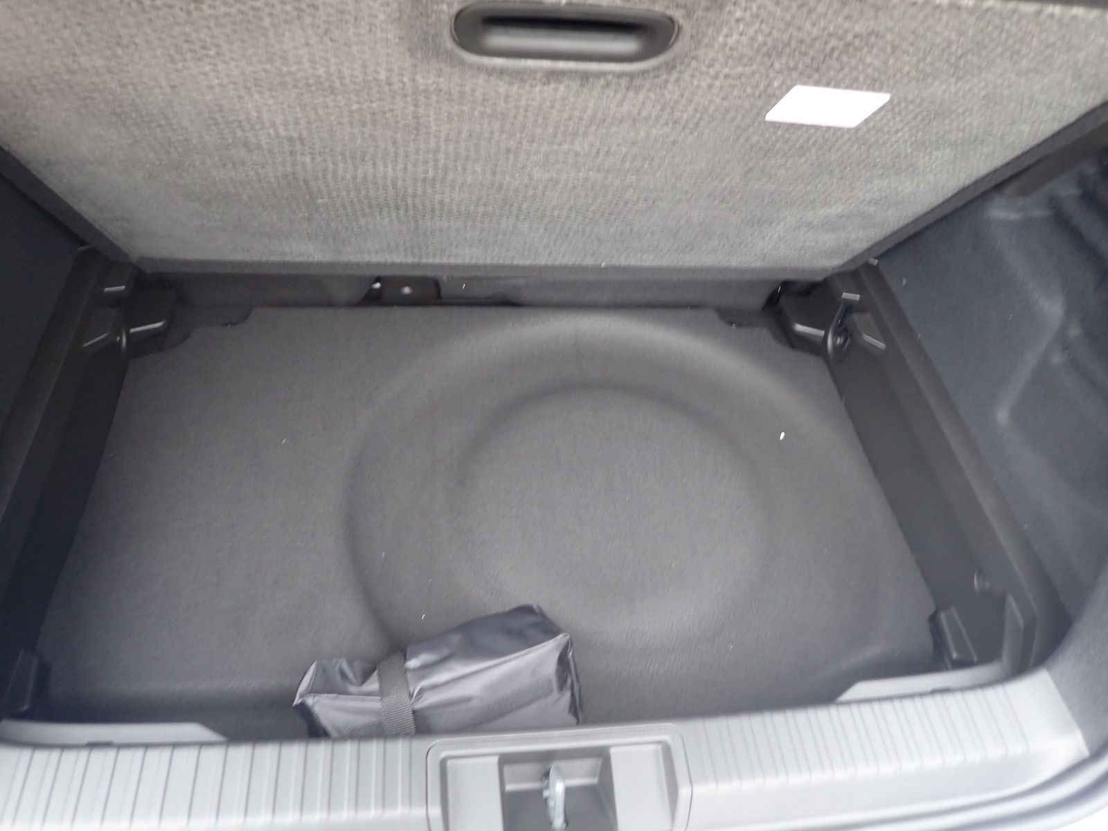 Fahrzeugabbildung Renault Captur Techno E-TECH Full Hybrid 145