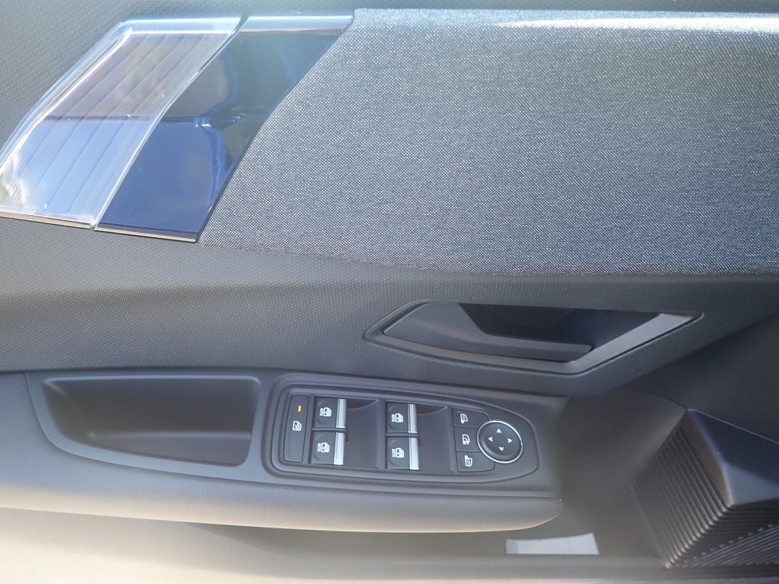 Fahrzeugabbildung Renault Clio Evolution Full Hybrid E-Tech 160