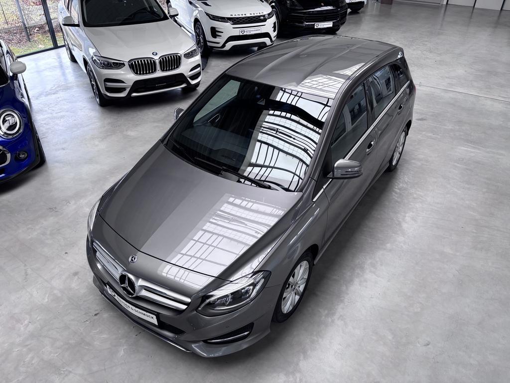 Mercedes-Benz B 200