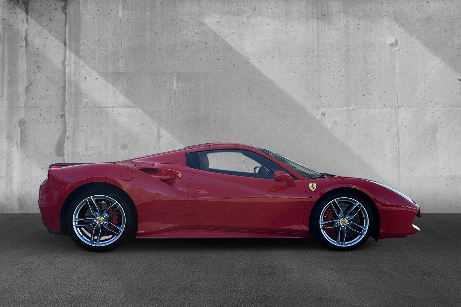 Fahrzeugabbildung Ferrari 488 Spider*Carbon*LED*Beifahrerdisplay*Dt. Auto*