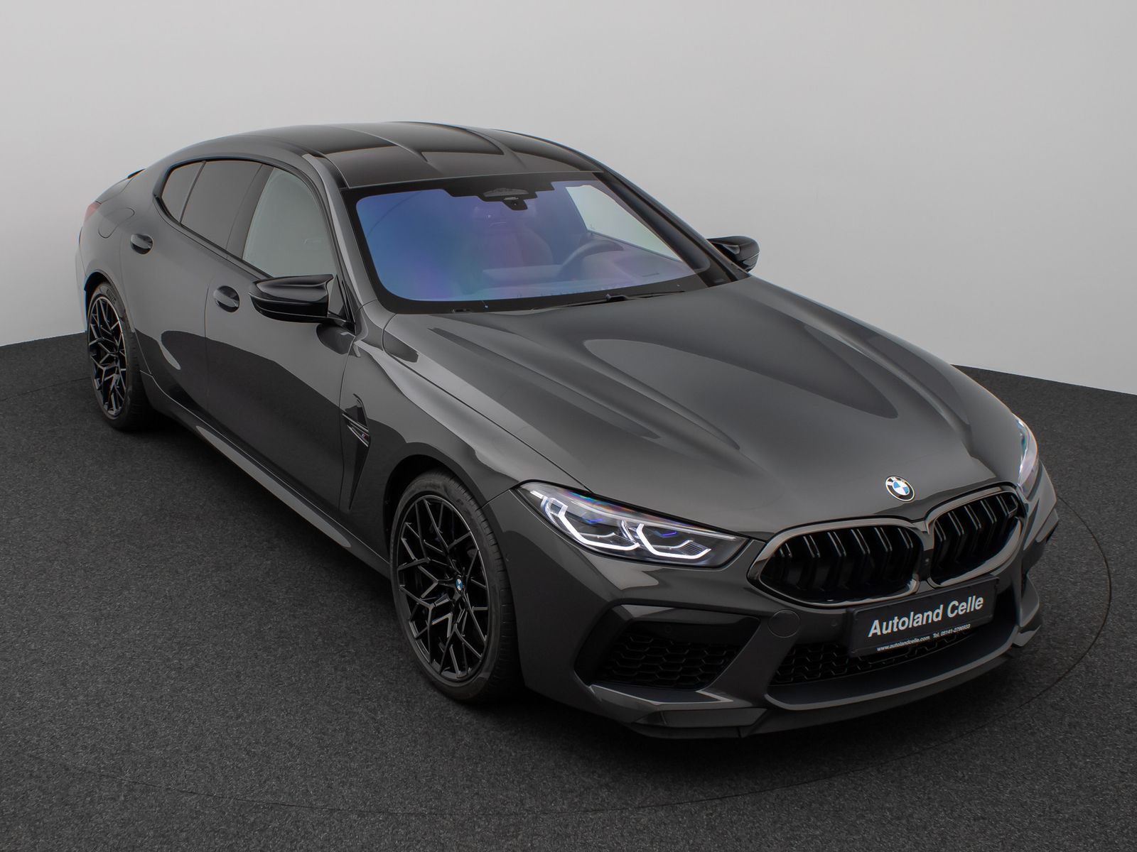 Fahrzeugabbildung BMW M8 Competition xD Gran Coupé 360°Laser HUD B&W
