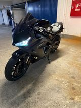 Honda Cbr650r mit MIVV Auspuff, Quickshifter etc.  - Angebote entsprechen deinen Suchkriterien