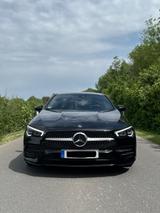 Mercedes-Benz CLA 180 -AMG Line