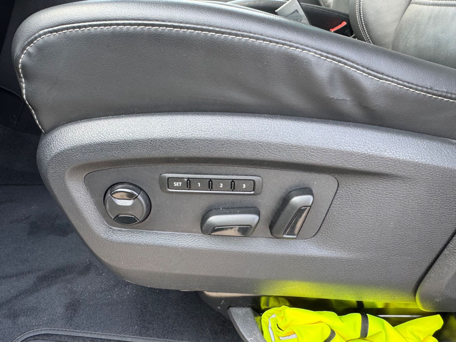 Volkswagen T6.1 Multivan 4M DSG 7-STZE VIRTU NAVI LED LEDER foto 16