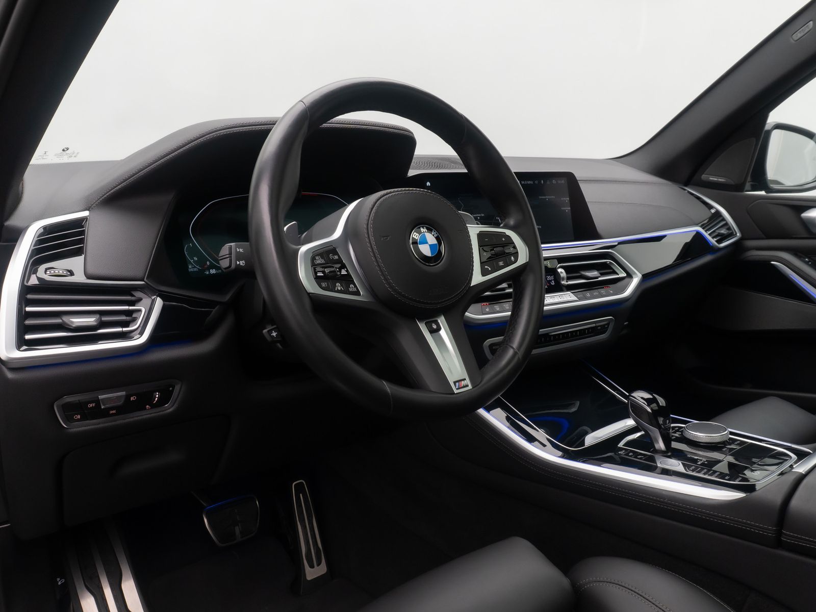 Fahrzeugabbildung BMW X5 xD40d M Sport Panorama DAB Laser 360°HUD 21Zl