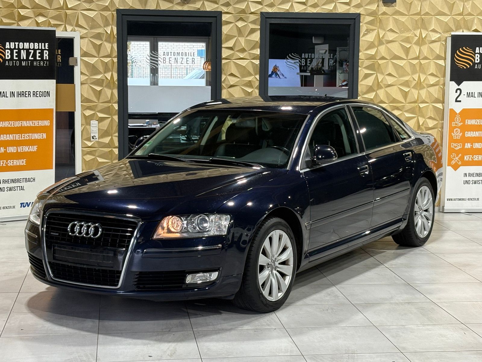 Fahrzeugabbildung Audi A8 3.2 FSI quattro/XENON/NAVI/PDC/LEDER/AUTOMATI