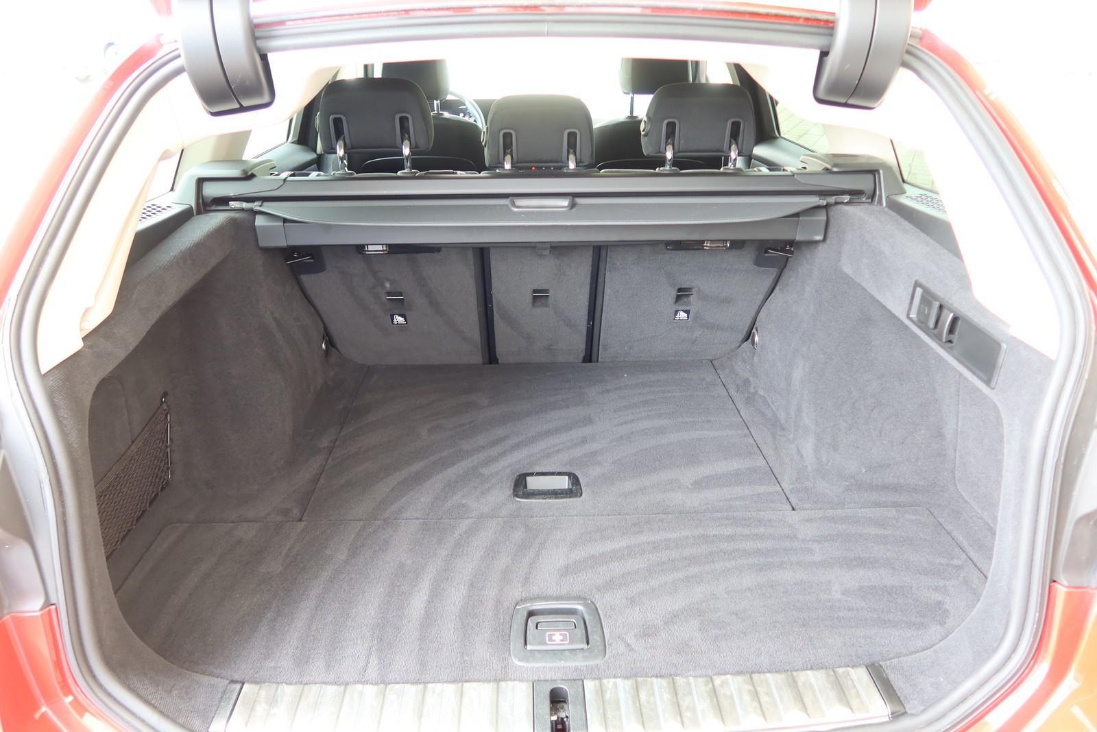 BMW 318d Touring Aut | Standheizung | Kamera | 1.Han