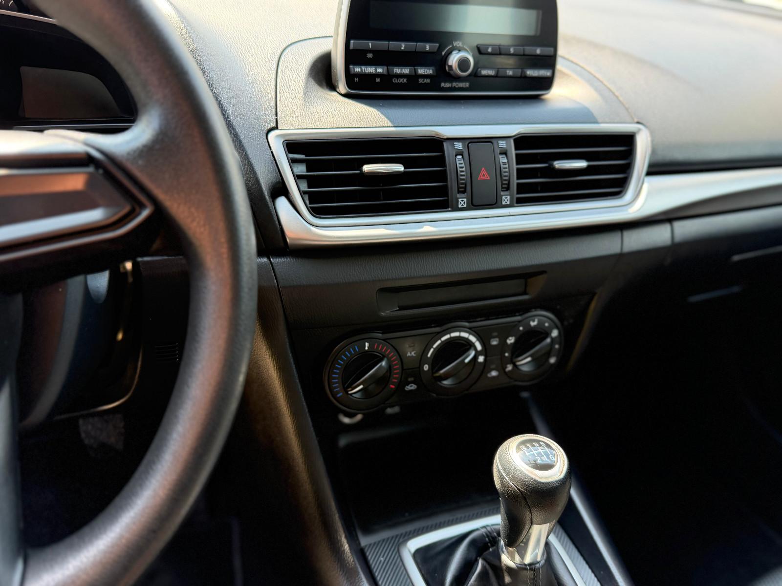 MAZDA 3 - 101 CV - BVM - PACK SPORT - STAR AND STOP