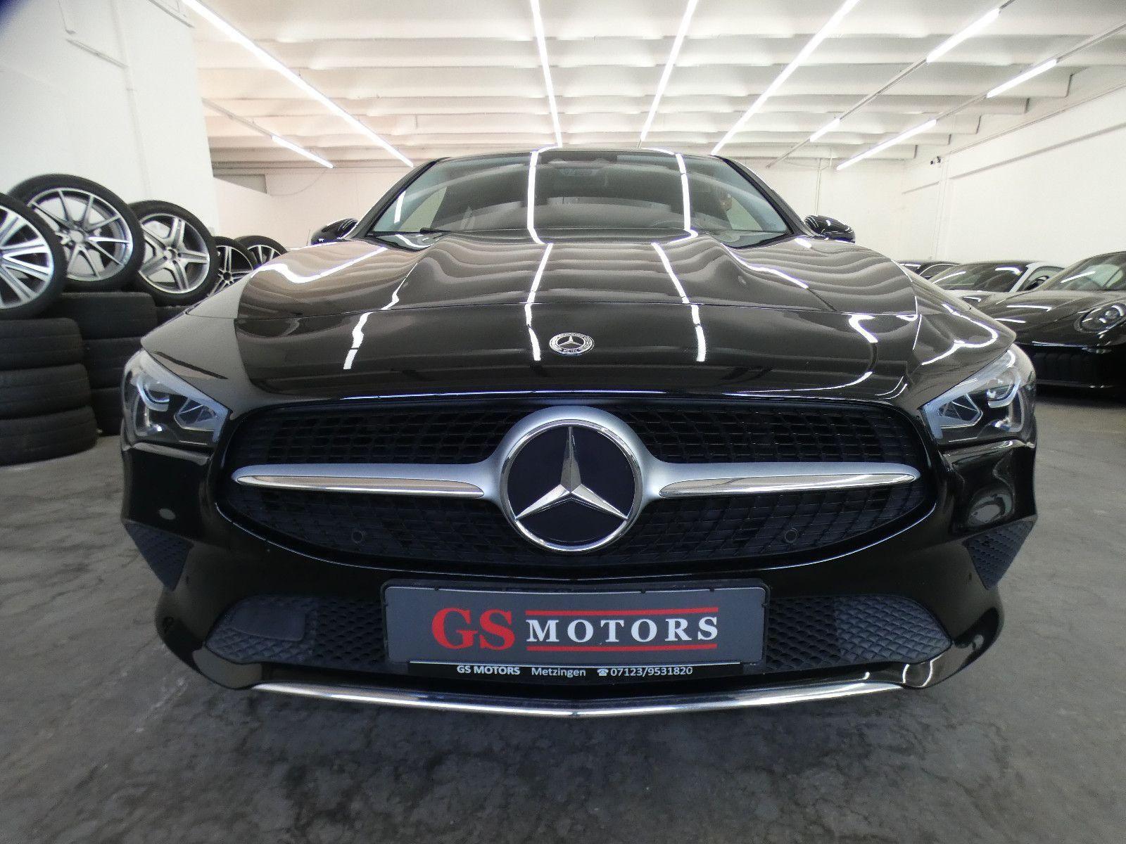 Mercedes-Benz CLA 180d Shooting Brake *, миниатюра 2
