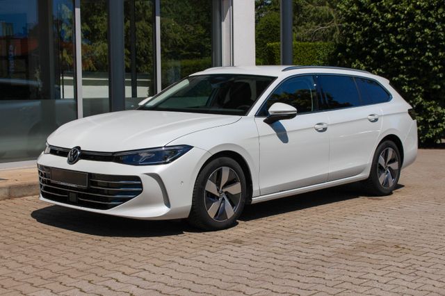 VW Passat Variant Elegance/ IQ DRIVE/ Apple CarPlay