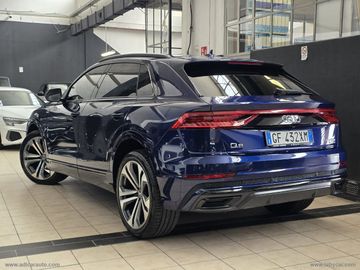 Audi Q8 - 4