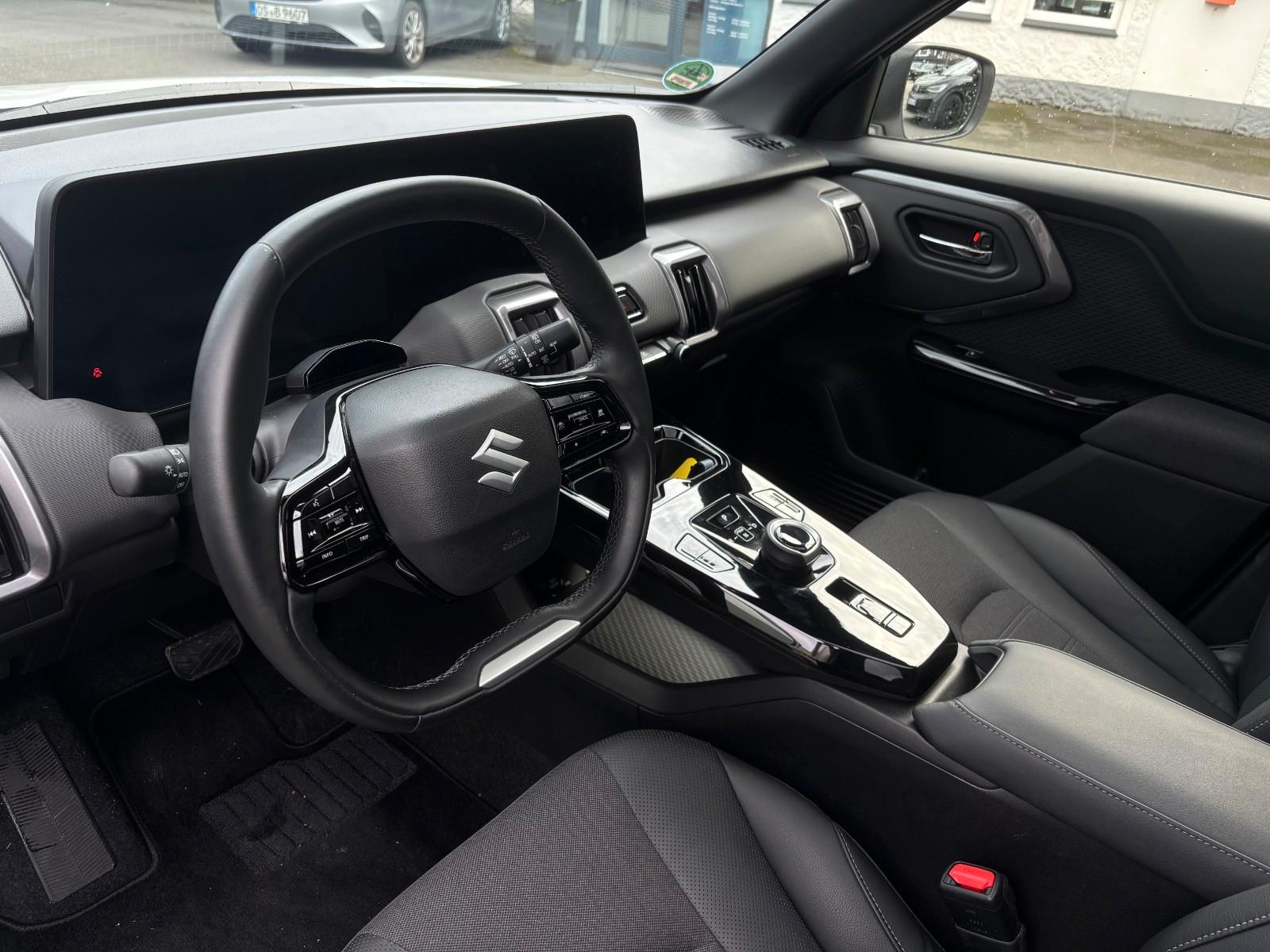 Suzuki e Vitara Comfort+ /360' Kamera/Panorama/LED