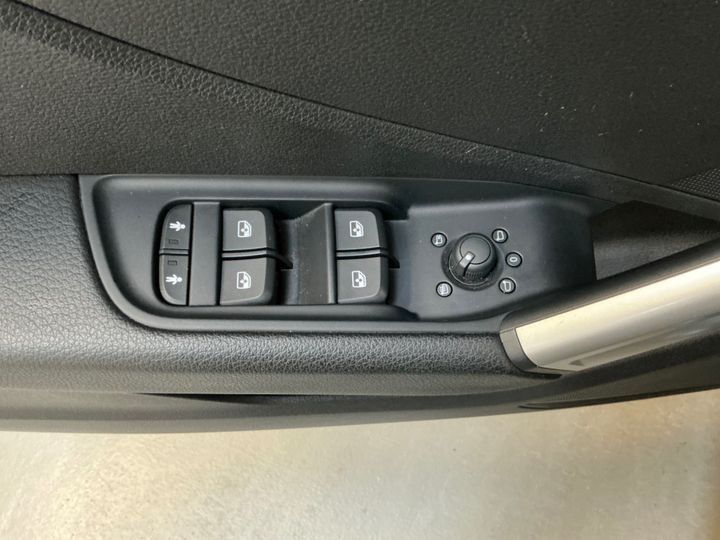 Fahrzeugabbildung Audi Q2 TFSI advanced S-tronic*Cam*PDC*Sitzhg*ACC*App