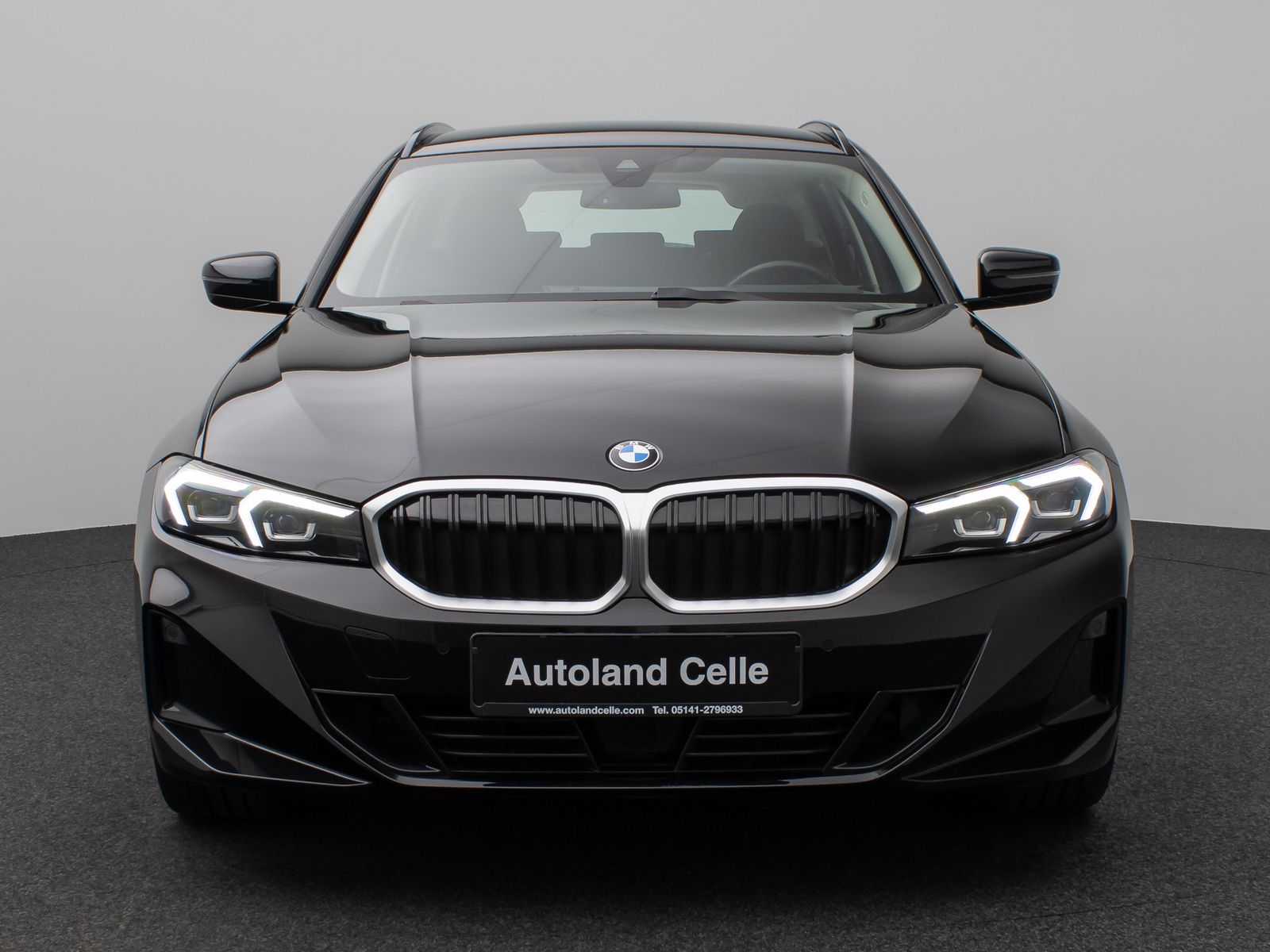Fahrzeugabbildung BMW 320d xD Kamera HUD DAB CockPitPro Stop&Go AHK