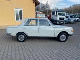 Wartburg 353  De Luxe Oldtimer Dach 25125 Km - Wartburg 353 mit Benzin-Antrieb