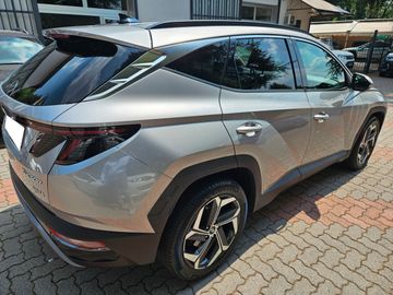 Hyundai TUCSON - 4