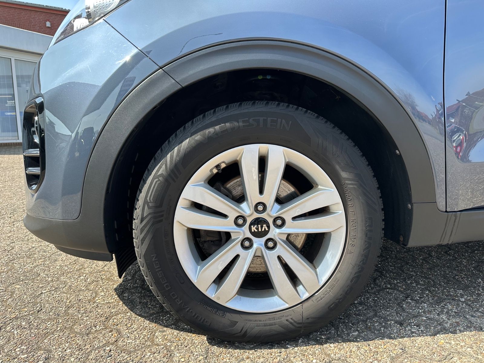 Fahrzeugabbildung Kia Sportage 1.6 GDI Dream Team Navi/SHZG/GRA/BT/GJR