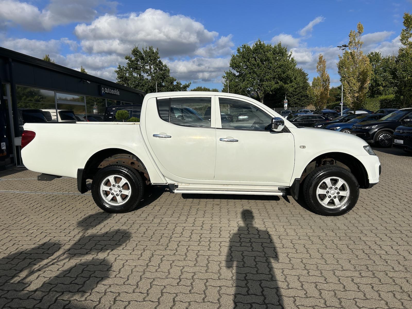 Mitsubishi L200 Doppelkabine 2.5 4WD*AHK*