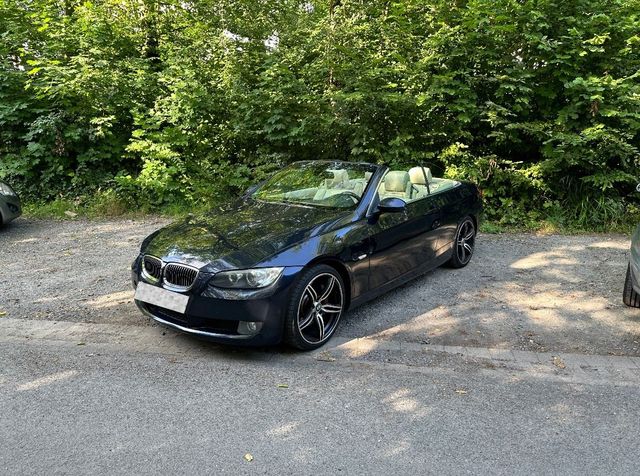 BMW 330d Cabrio/Automatik/Keyless-Go