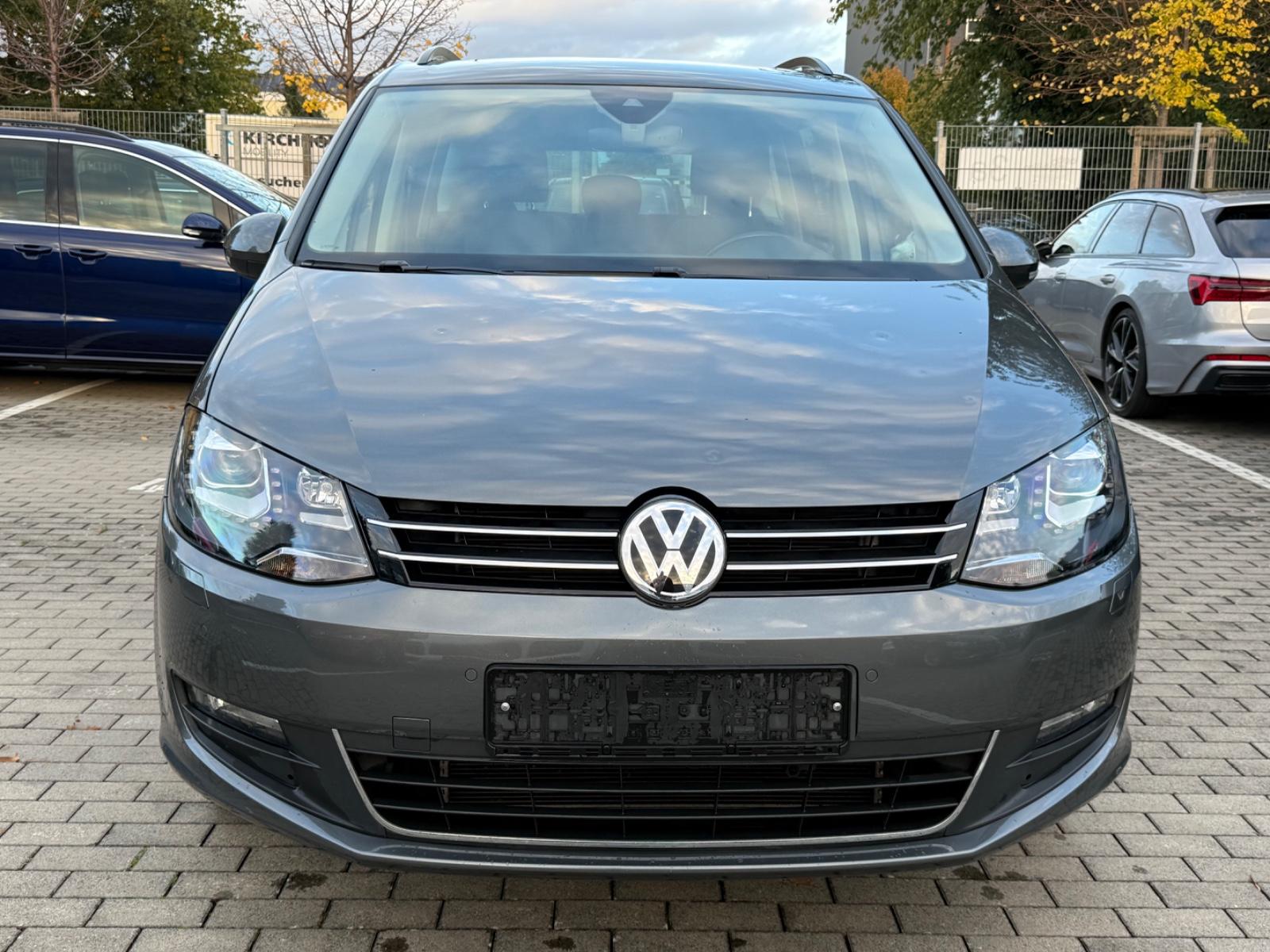 Volkswagen Sharan 2.0 TDI*DSG*7-Sitz*AHK*Pano*E-Türe*VOLL**