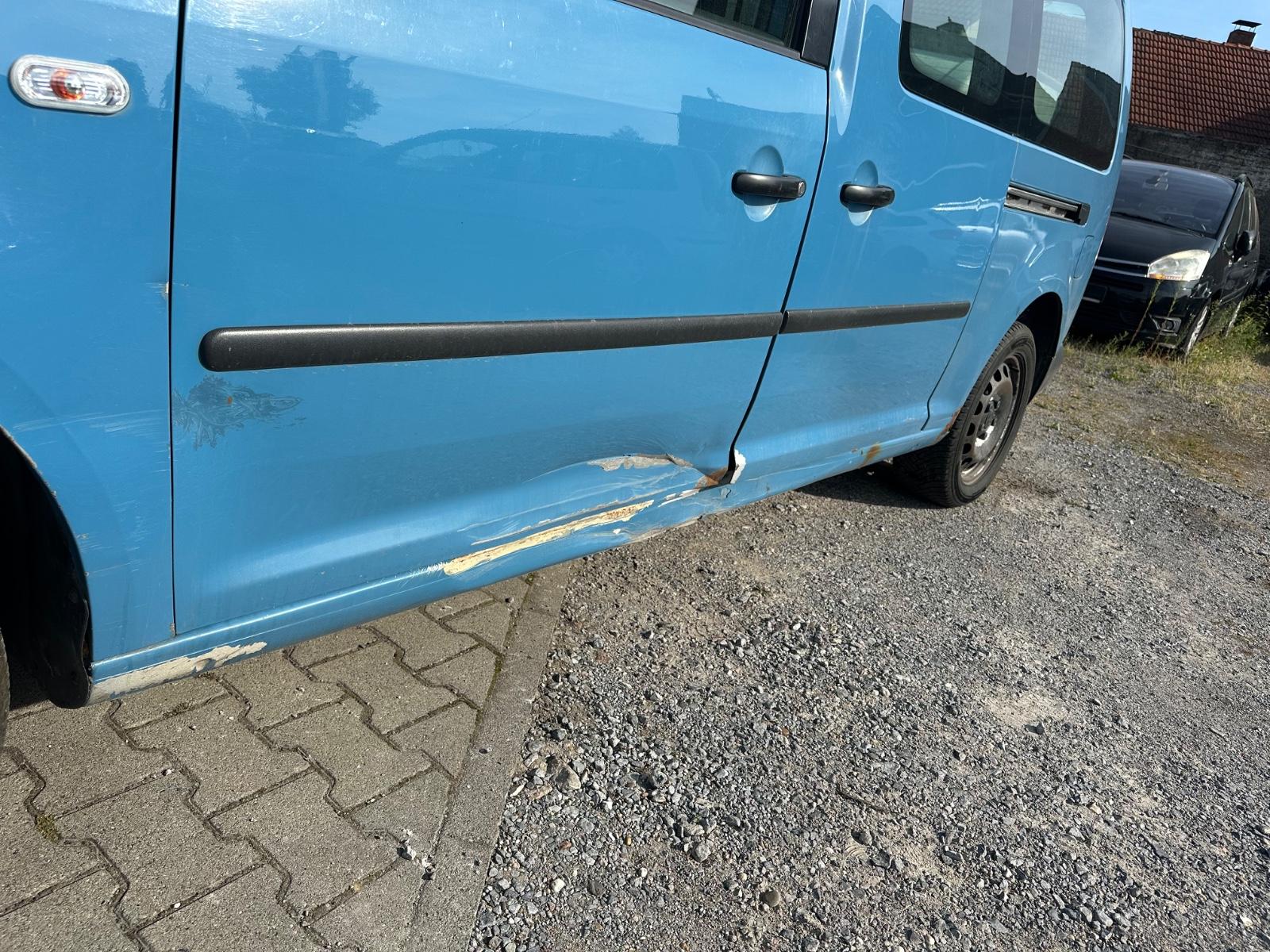 Volkswagen Caddy 2012 — photo 8