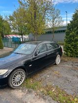 BMW 330d E91 Ohne TÜV - BMW 330 aus 2006: 330d