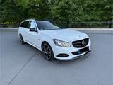 Mercedes-Benz E 300 BlueTEC T Edition E ACC/Standhzg./Massage
