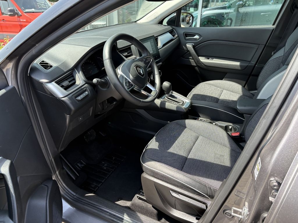 RENAULT Captur - Bild 8