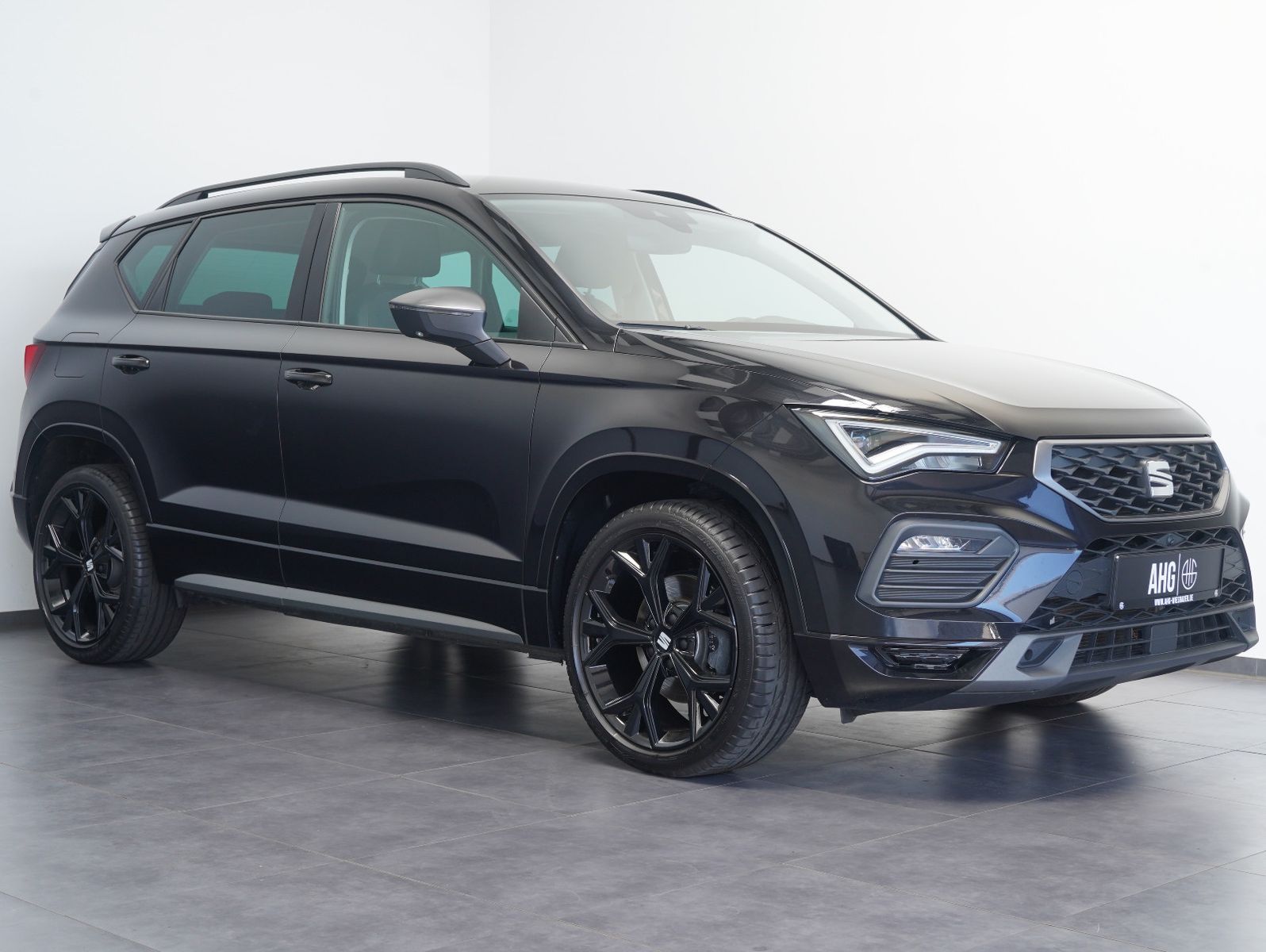 Fahrzeugabbildung SEAT Ateca 2.0 TDI DSG FR NAVI/DAB/LED/ACC/DCC/360°