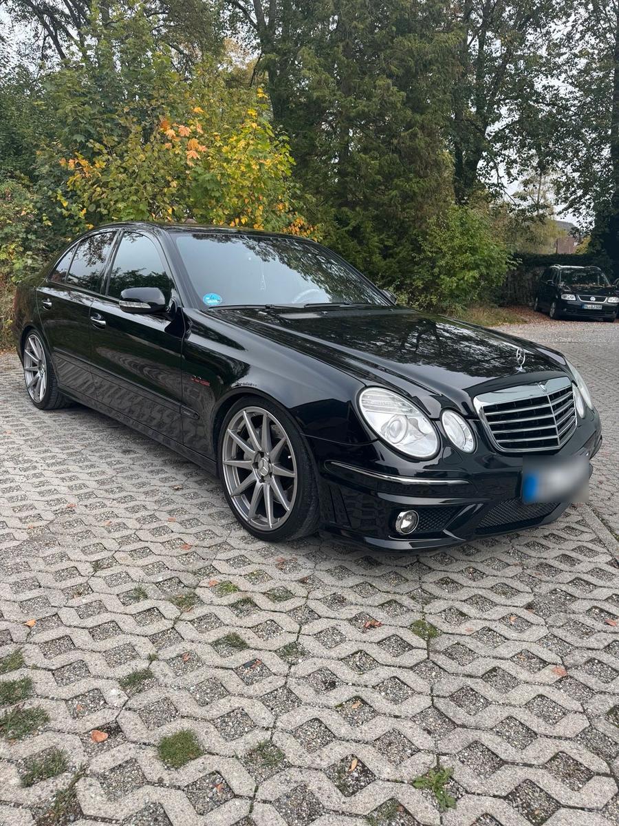 Mercedes-Benz E 500